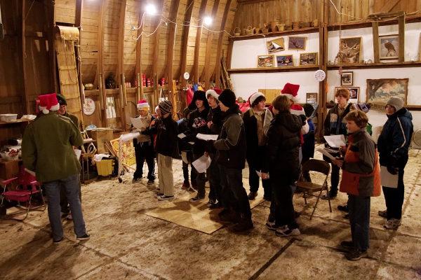 201112Caroling002